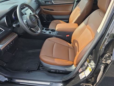Used 2019 Subaru Outback 2.5i Touring AWD/4WD image 15