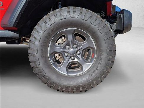 Used 2020 Jeep Gladiator Rubicon image 21