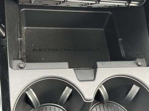 Certified 2024 Toyota Prius XLE image 19