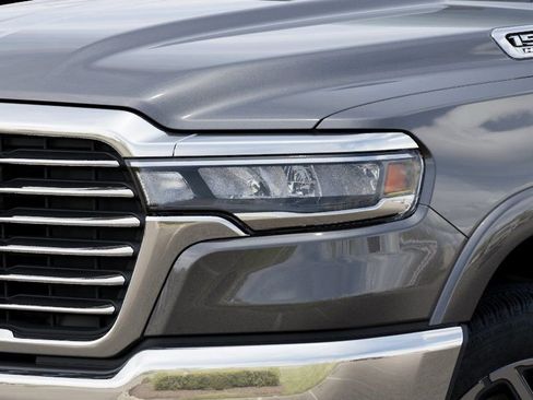 New 2026 RAM 1500 Laramie AWD/4WD image 10