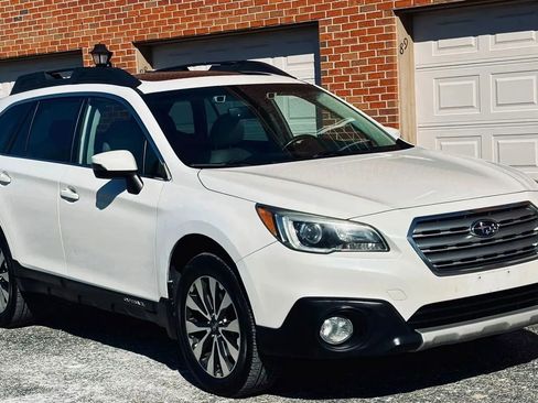 Used 2017 Subaru Outback 2.5i Limited AWD/4WD image 14