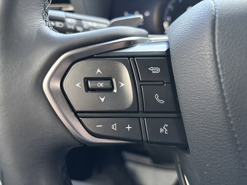 Used 2024 Lexus GX 550 w/ Accessory Package (2T) image 20