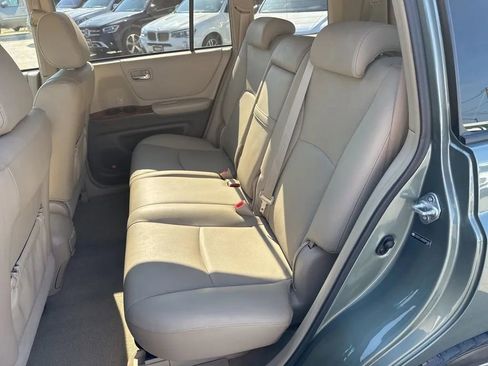 Used 2005 Toyota Highlander Limited image 15