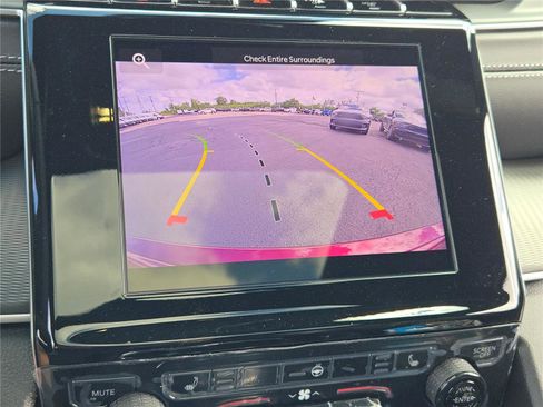 New 2025 Jeep Grand Cherokee Altitude image 30