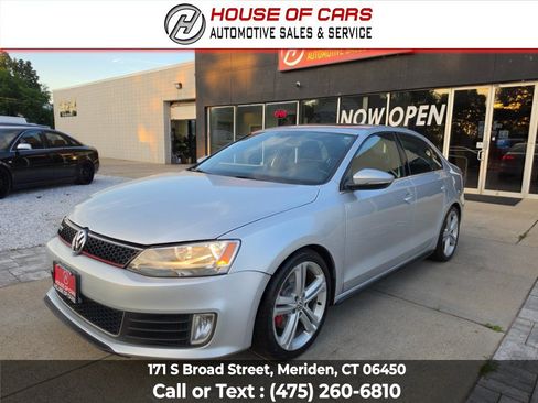 Used 2015 Volkswagen Jetta GLI SE FWD image 8