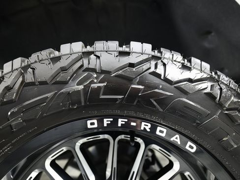 Used 2024 GMC Sierra 2500 Denali Ultimate image 55