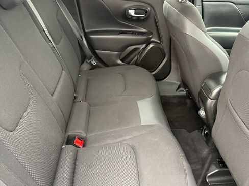 Used 2020 Jeep Renegade Altitude image 27