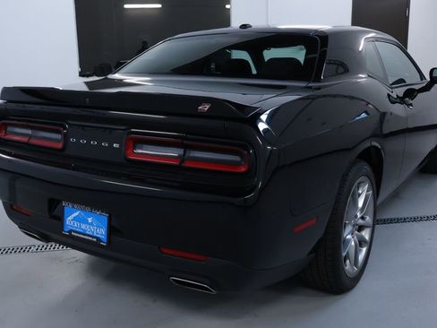 Used 2023 Dodge Challenger GT image 7