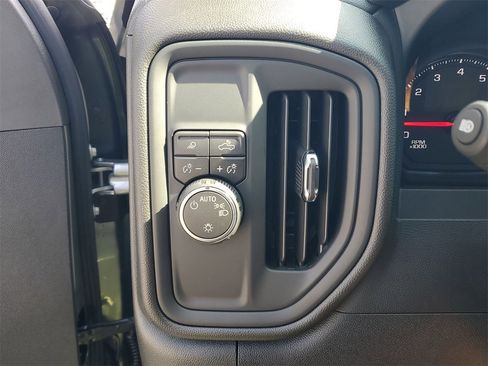 New 2026 Chevrolet Silverado 2500 Custom w/ Custom Value Package image 30