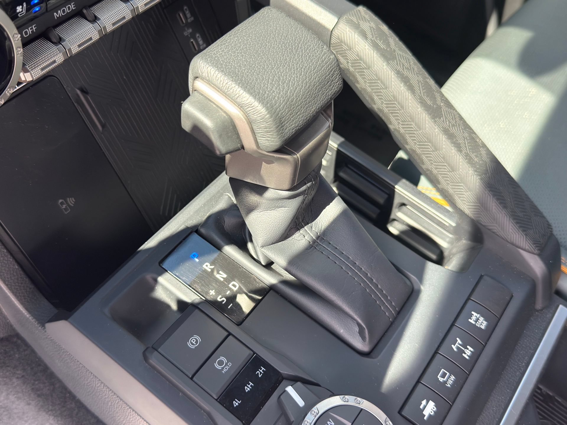 Used 2025 Toyota Tacoma 4x4 Double Cab Hybrid image 17