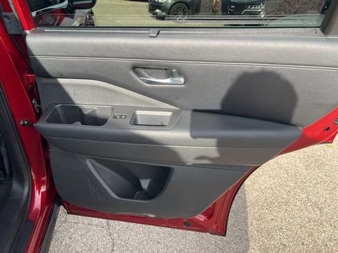 Certified 2023 Nissan Pathfinder SL w/ SL Premium Package image 17