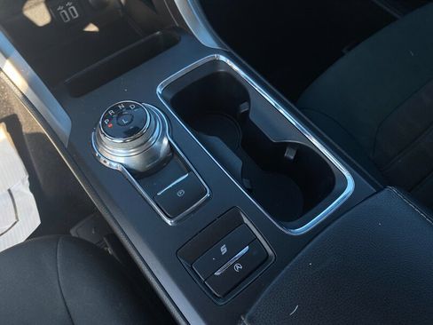 Used 2020 Ford Fusion SE image 33