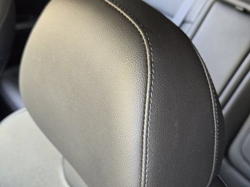 Used 2025 Hyundai Tucson SEL FWD image 15