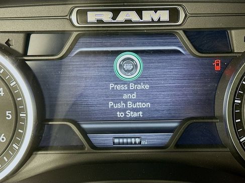 New 2026 RAM 1500 Big Horn AWD/4WD image 17