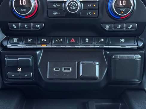Used 2020 Chevrolet Silverado 3500 LTZ w/ LTZ Plus Package AWD/4WD image 46