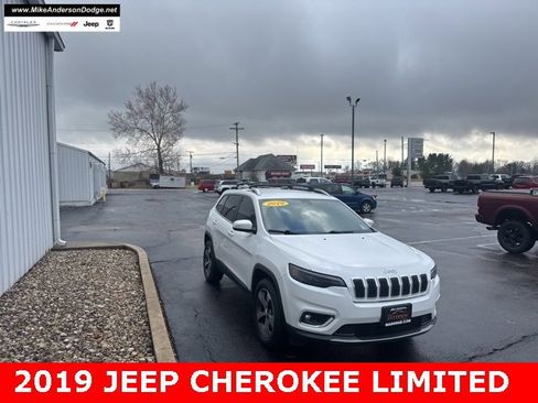 Used 2019 Jeep Cherokee Limited image 1