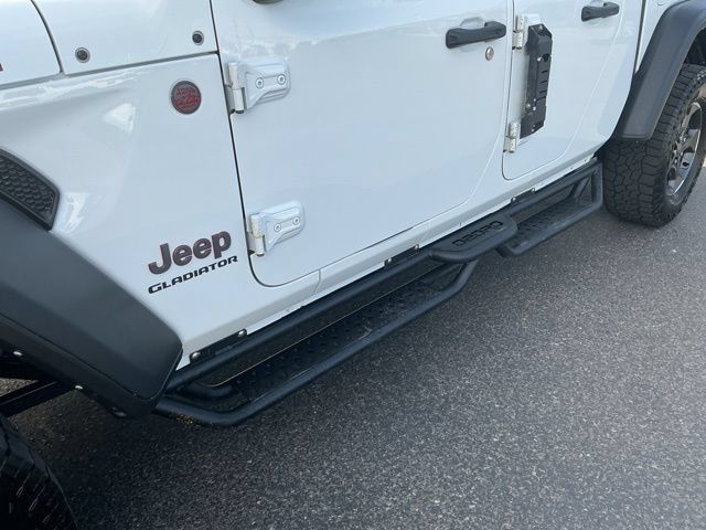 Used 2021 Jeep Gladiator Rubicon AWD/4WD image 12