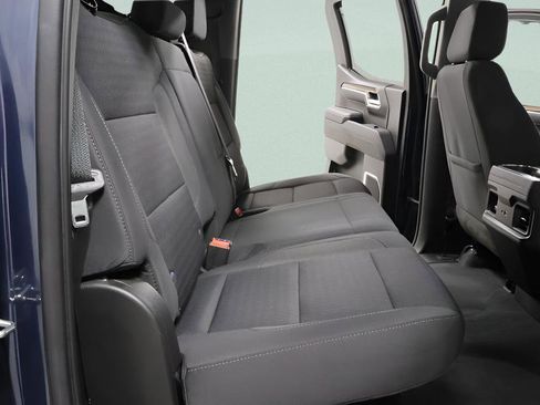 Used 2022 Chevrolet Silverado 1500 RST w/ Convenience Package II AWD/4WD image 27