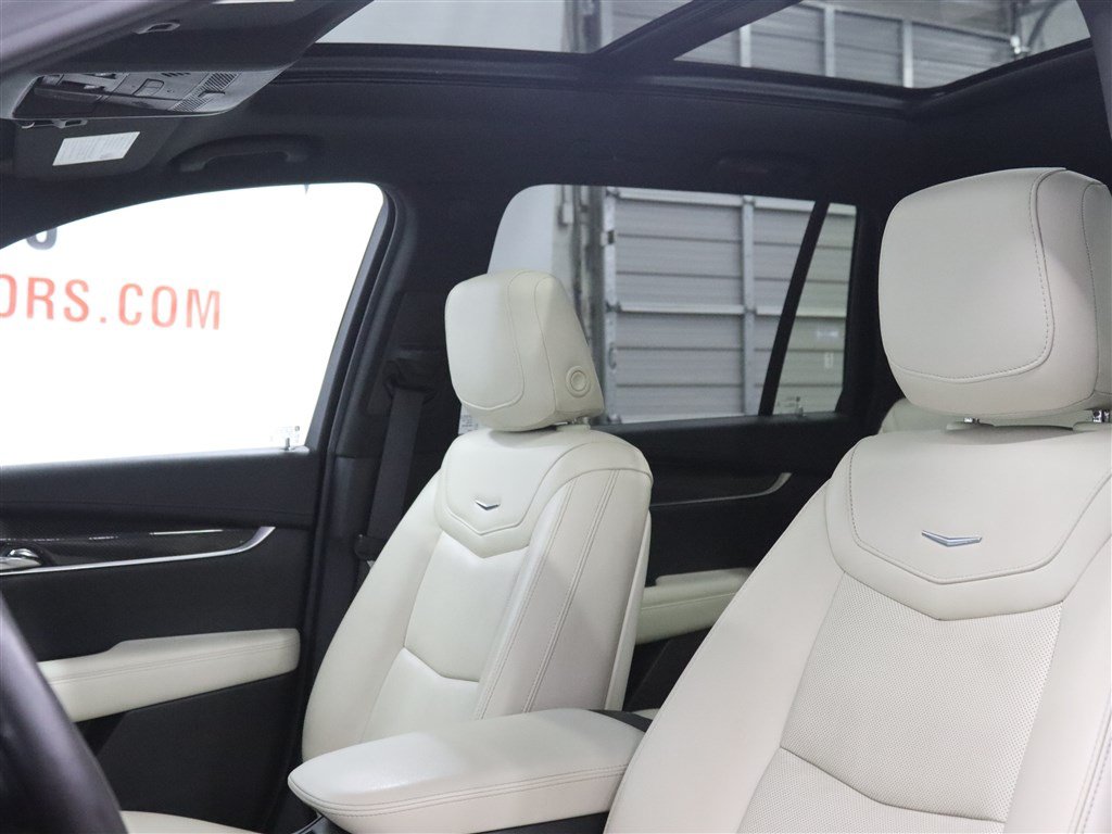 Used 2021 Cadillac XT6 Sport AWD/4WD image 19