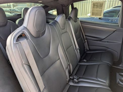 Used 2019 Tesla Model X Performance image 17