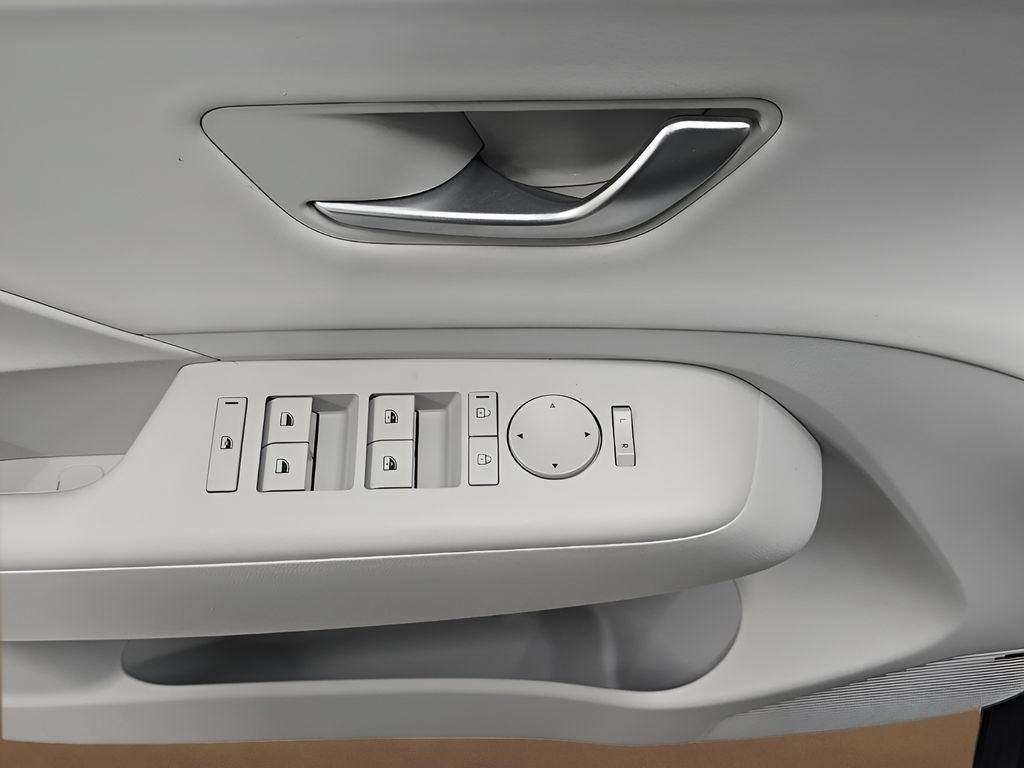 Certified 2024 Hyundai Kona Limited AWD/4WD image 11