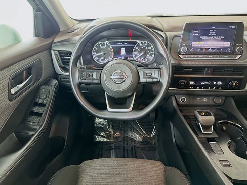 Used 2023 Nissan Rogue SV w/ SV Premium Package image 20