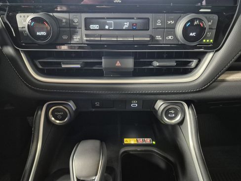 New 2026 Toyota Grand Highlander Limited image 30