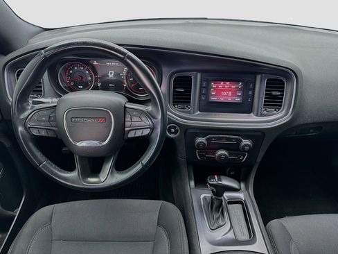 Used 2016 Dodge Charger SE image 13