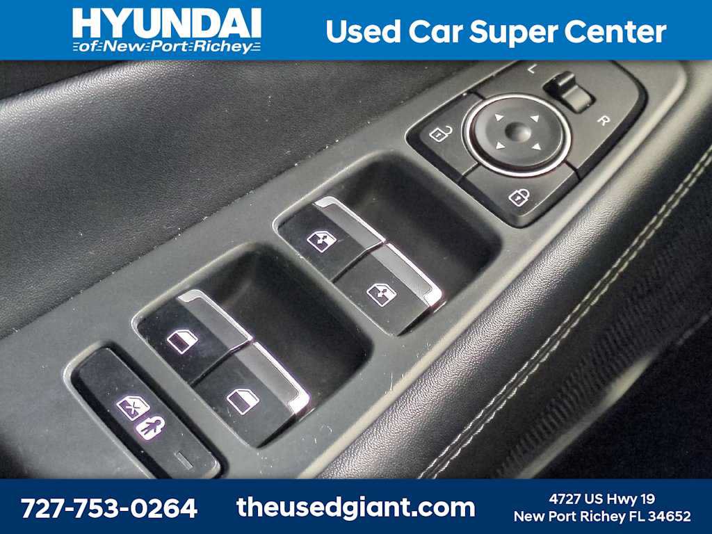 Used 2022 Hyundai Santa Fe SEL w/ Convenience + Premium Package AWD/4WD image 28