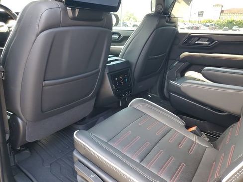 Used 2025 GMC Yukon XL AT4 Ultimate w/ LPO, Floor Liner Package AWD/4WD image 23