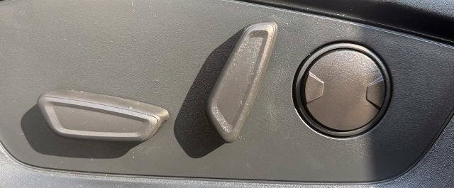 Certified 2023 Ford Explorer XLT w/ Equipment Group 202A AWD/4WD image 20
