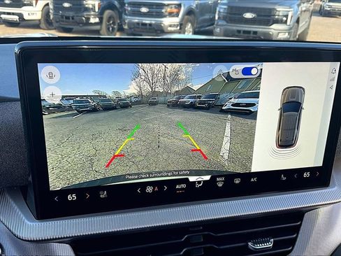 New 2026 Ford Explorer Active w/ Active Comfort Package image 21