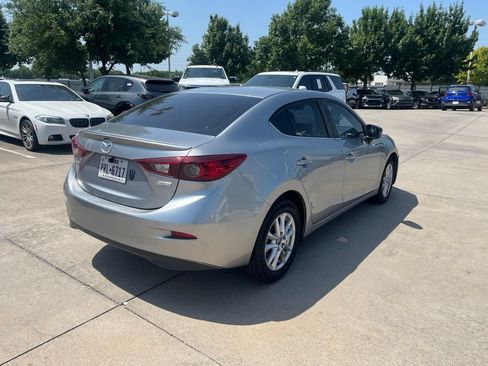 Used 2014 MAZDA MAZDA3 i Touring FWD image 3
