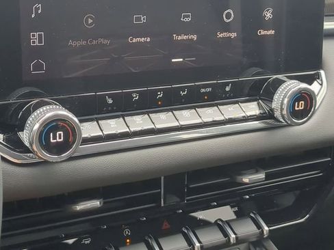 New 2026 GMC Canyon Elevation w/ Convenience Package image 33