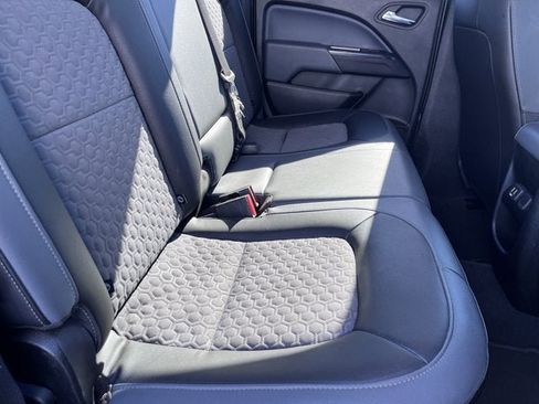 Used 2021 Chevrolet Colorado Z71 image 9