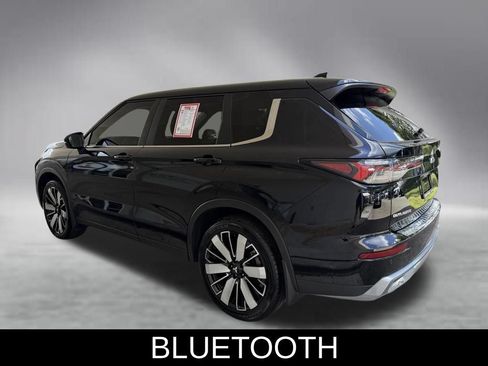 Used 2025 Mitsubishi Outlander SE FWD image 5
