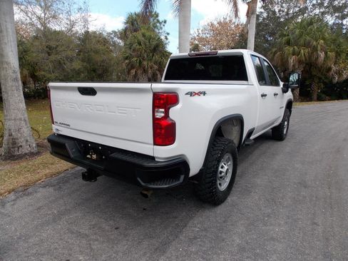 Used 2021 Chevrolet Silverado 2500 W/T w/ WT Convenience Package image 3