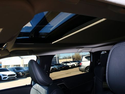 New 2026 Mitsubishi Outlander Trail Edition image 3