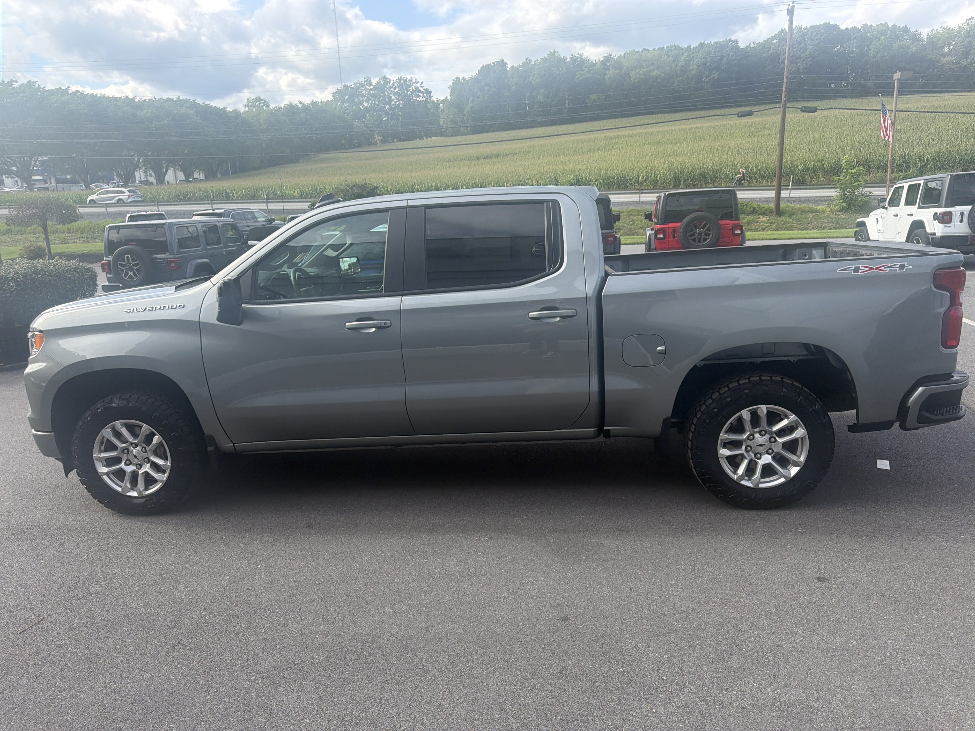 Used 2026 Chevrolet Silverado 1500 RST AWD/4WD image 7