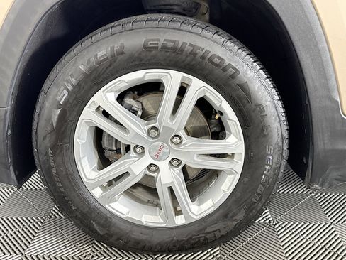 Used 2018 GMC Terrain SLE w/ Driver Convenience Package image 37