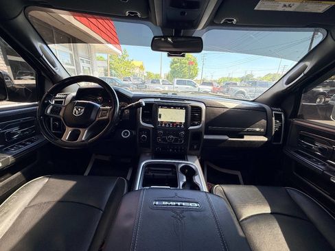 Used 2018 RAM 3500 Laramie Longhorn image 36