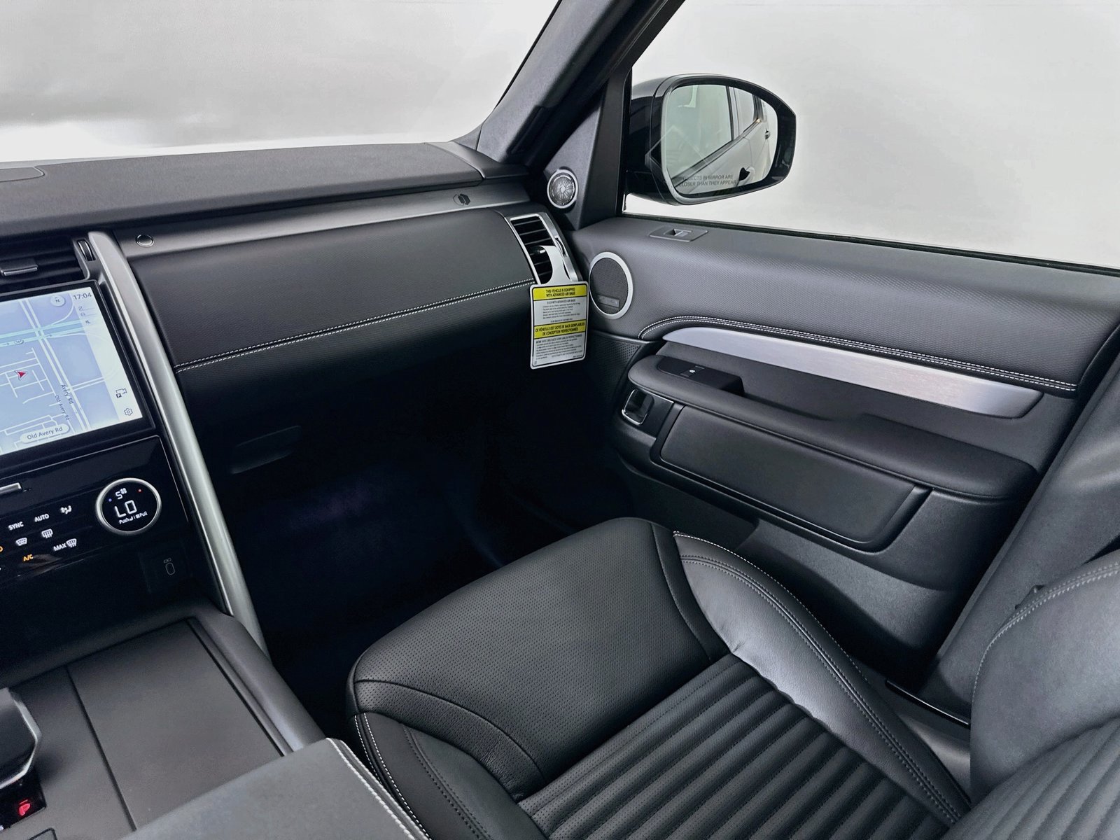 New 2026 Land Rover Discovery Limited Edition AWD/4WD image 24