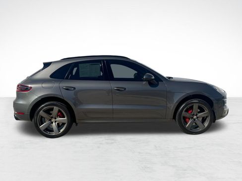 Used 2016 Porsche Macan Turbo image 8