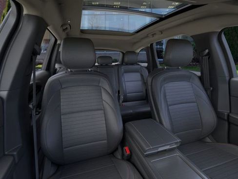 New 2026 Lincoln Nautilus Reserve w/ Jet Appearance Package AWD/4WD image 10