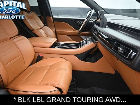 Used 2023 Lincoln Aviator Black Label Grand Touring AWD/4WD image 15