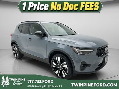Used 2023 Volvo XC40 B5 Plus w/ Climate Package