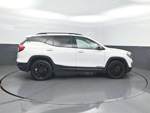 Used 2020 GMC Terrain SLE w/ Elevation Edition AWD/4WD image 31