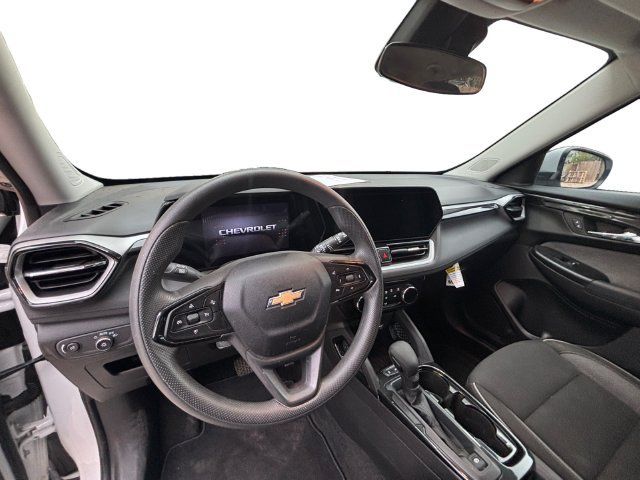 Used 2024 Chevrolet TrailBlazer LT FWD image 10