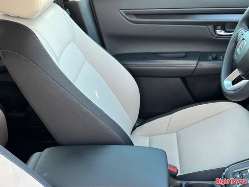 Used 2026 Honda CR-V EX image 13