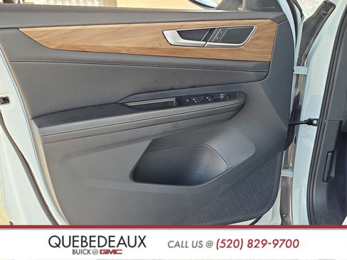 Used 2024 Volkswagen Atlas SE AWD/4WD image 9